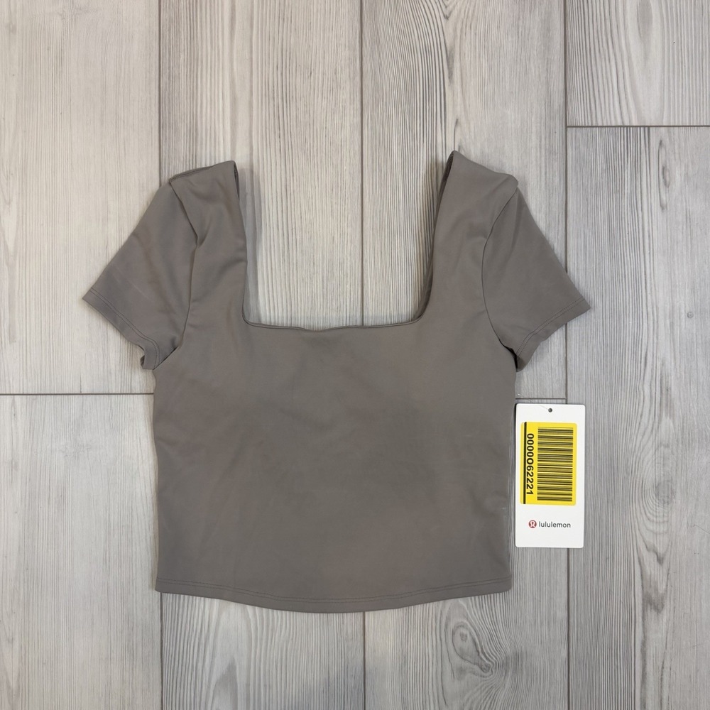 NWT Lululemon X Peloton 4 Brown Wunder Under SmoothCover Square-Neck T Top